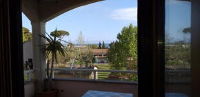 Appartamento vista mare, 100mt dall'Ospedale Pediatrico, a 200mt dal mare, 1h da Roma Termini